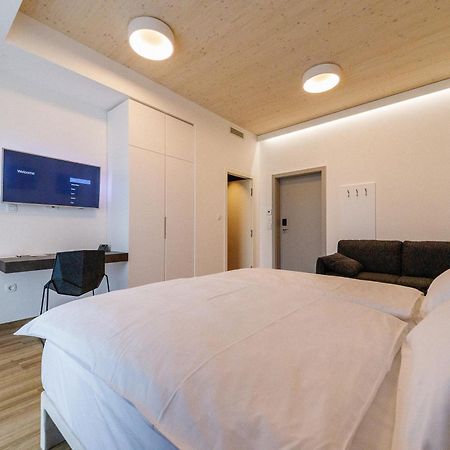Wud Hotel Ljubljana Ngoại thất bức ảnh