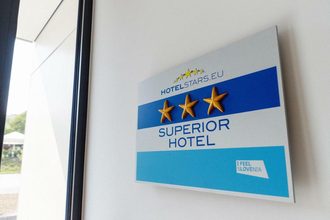 Wud Hotel Ljubljana Ngoại thất bức ảnh